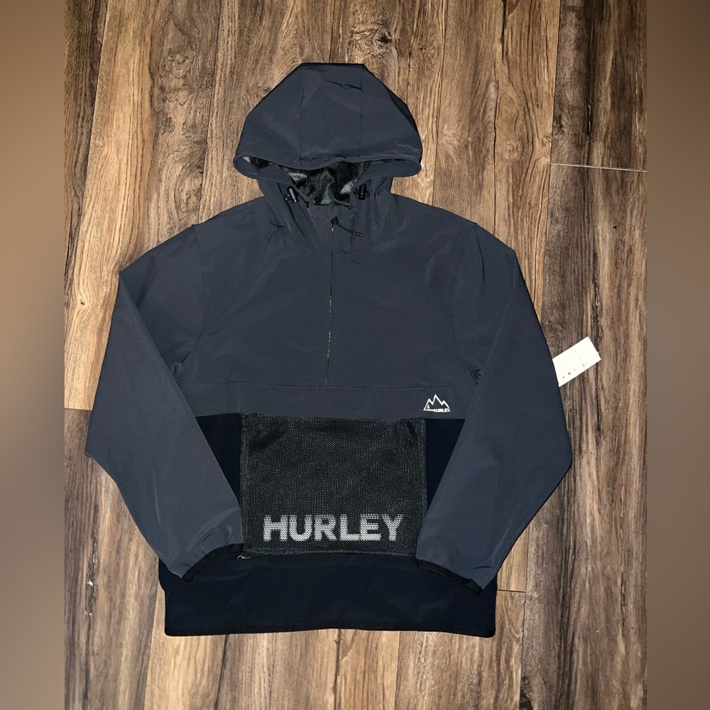NWT Men’s Size SMALL Hurley Phantom+ Packable Windbreaker Anorak Jacket.